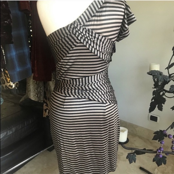 Cynthia Steffe Dresses & Skirts - Cynthia Steffe Striped Dress